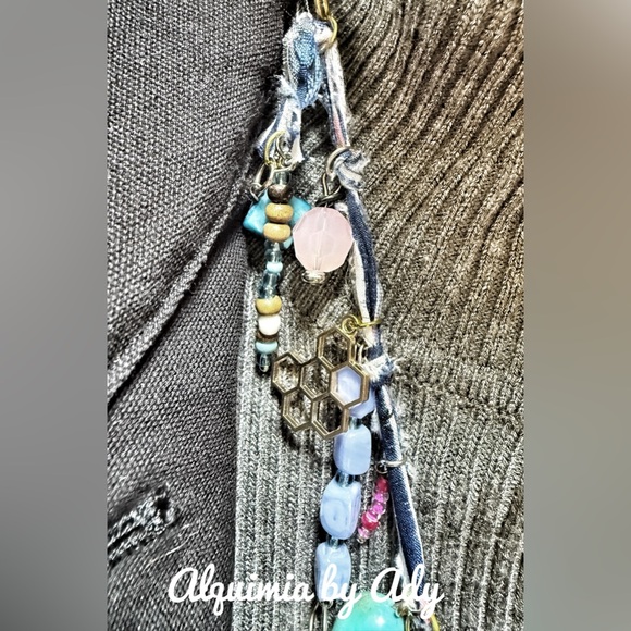 Charms multi layered statement bandanna necklace with turquoise - Picture 3 of 7
